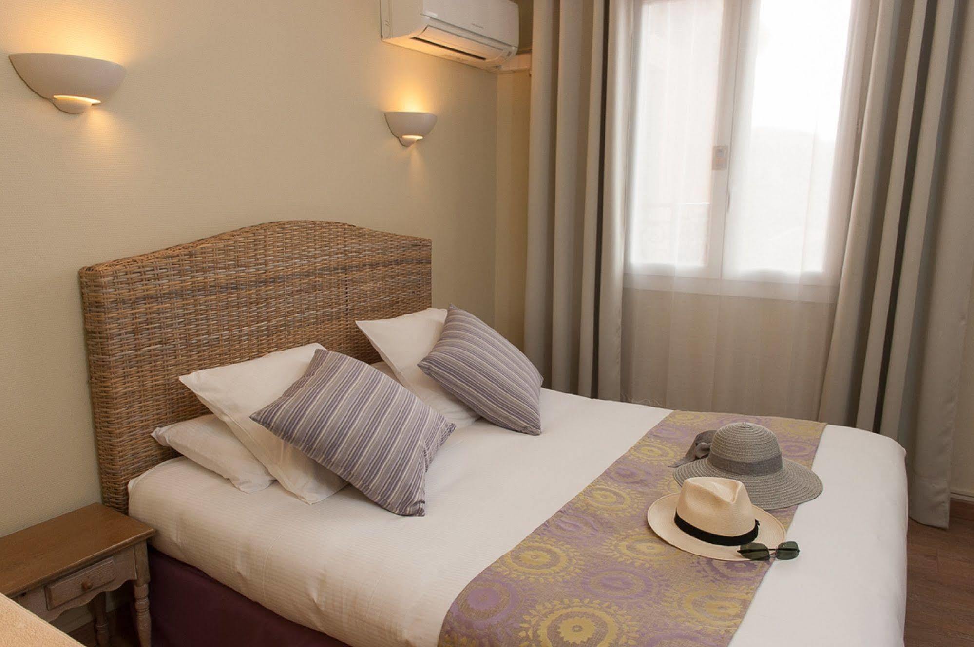 Hotel Sainte Anne - Apt Eksteriør billede