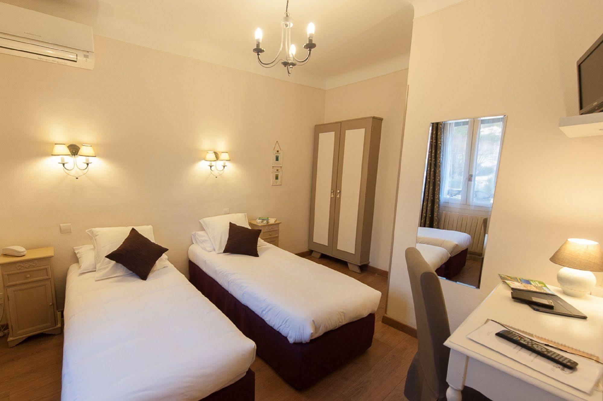 Hotel Sainte Anne - Apt Eksteriør billede